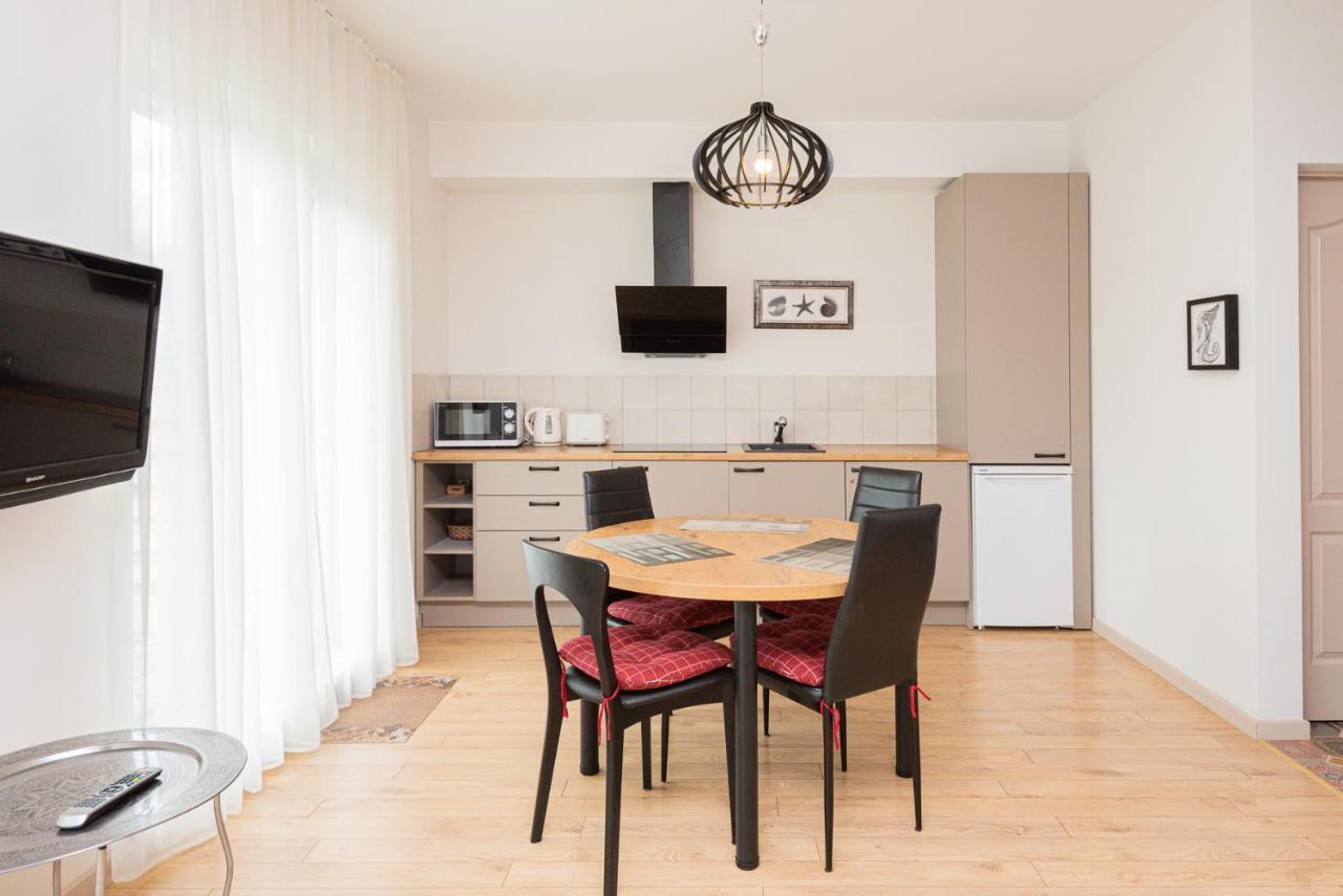 Kunigiskes Apartment Palanga Buitenkant foto